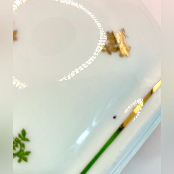 Limoges France Unique White Porcelain Creamer w/ Intricate Gold Detailing - Picture 8 of 8